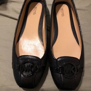 Michael Kors size 12 flats
